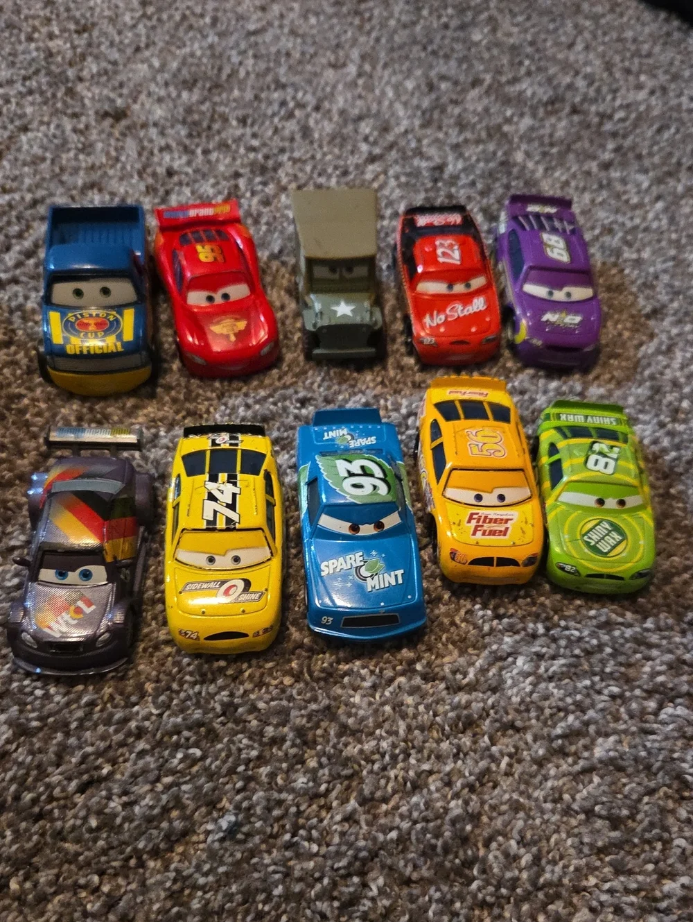 Disney Pixar Cars Assorted Mini Die-Cast Toy Cars - Mixed Colors